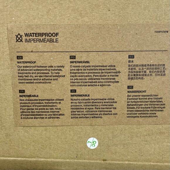 The North Face Fastpack Hiker Mid Waterproof Boots Kids 7